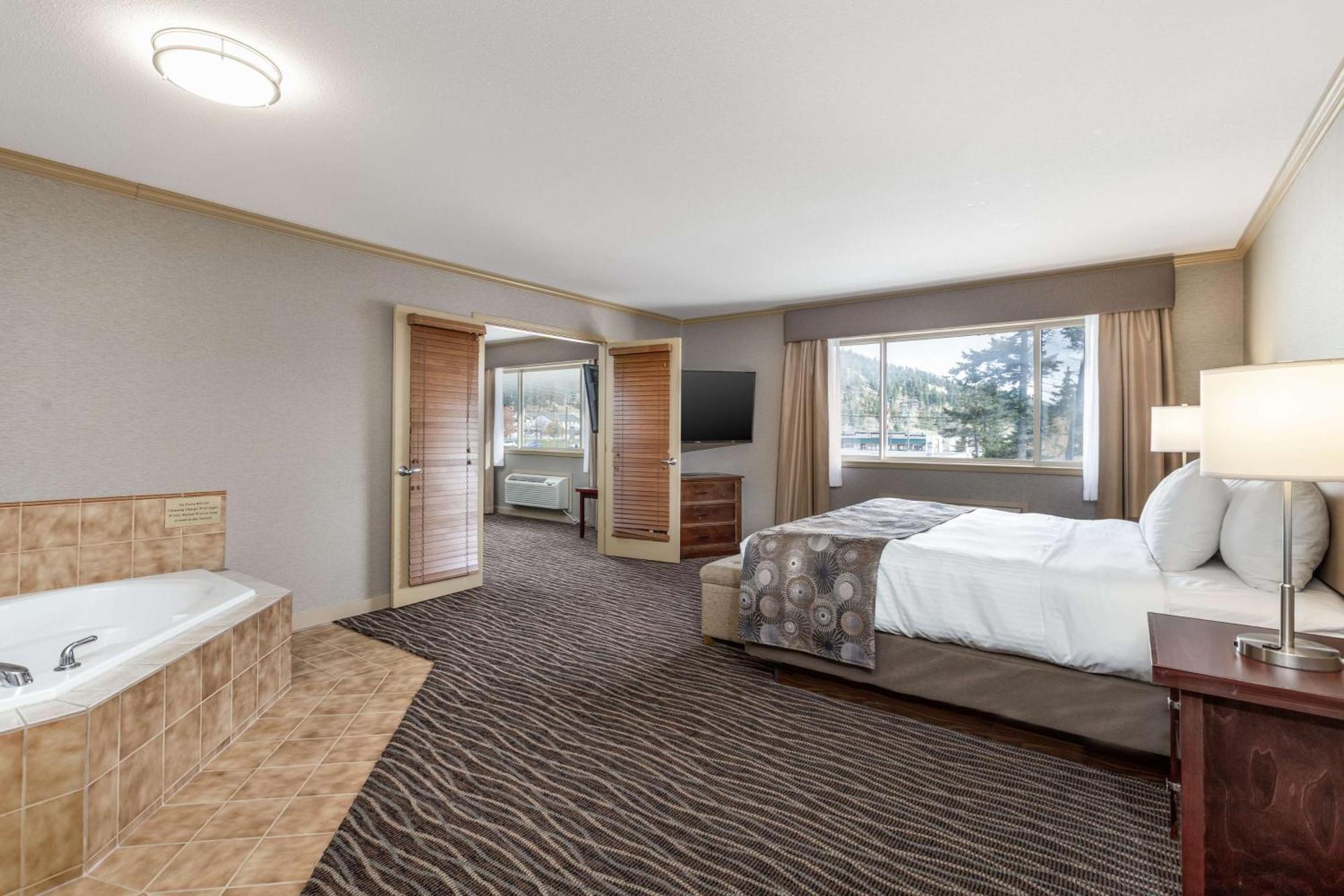 Prestige Radium Hot Springs Resort, Worldhotels Crafted Exteriér fotografie