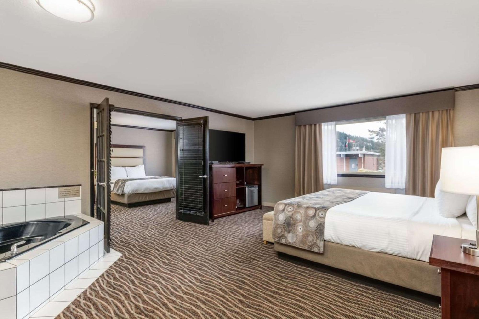 Prestige Radium Hot Springs Resort, Worldhotels Crafted Exteriér fotografie