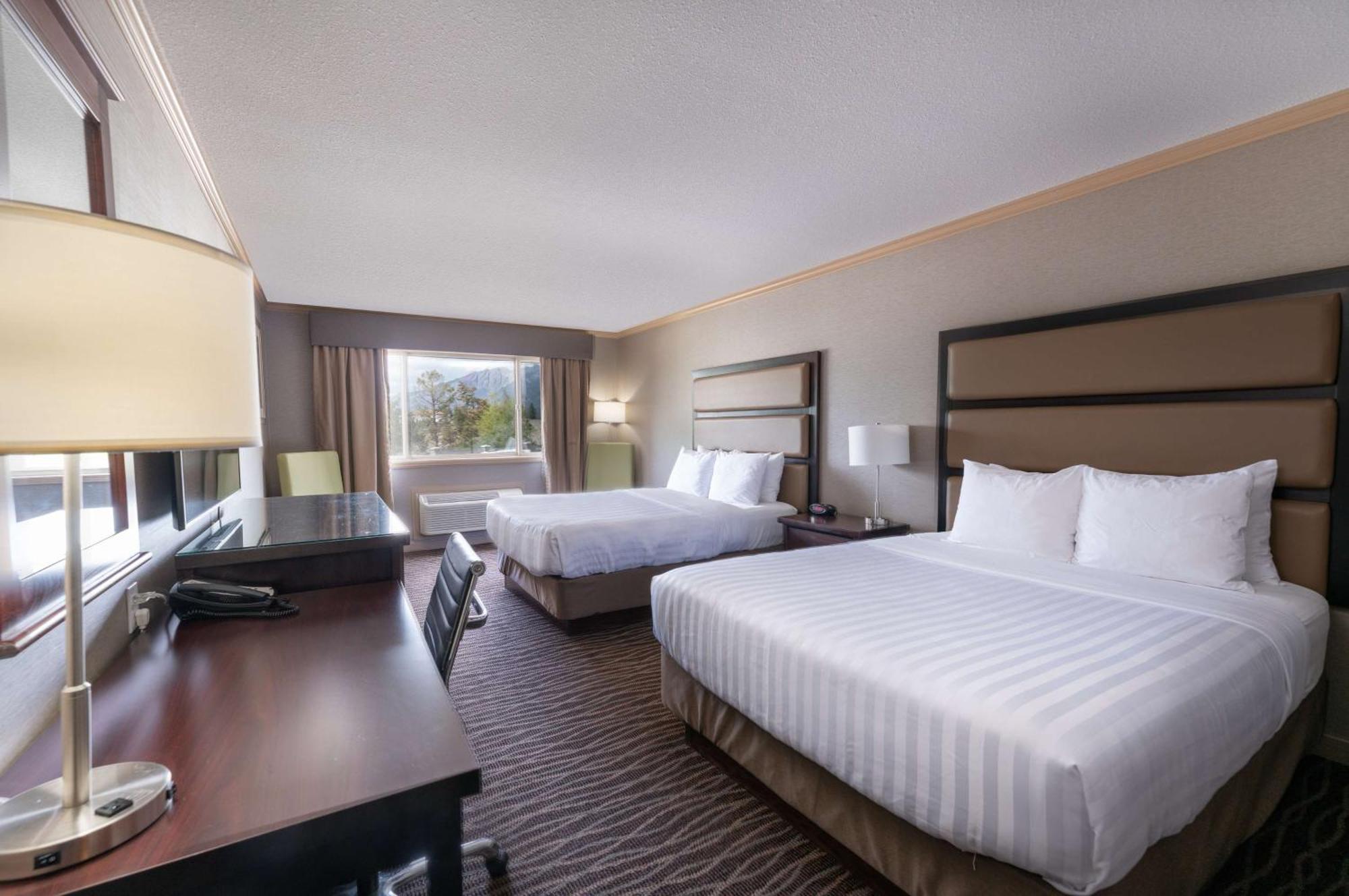 Prestige Radium Hot Springs Resort, Worldhotels Crafted Exteriér fotografie