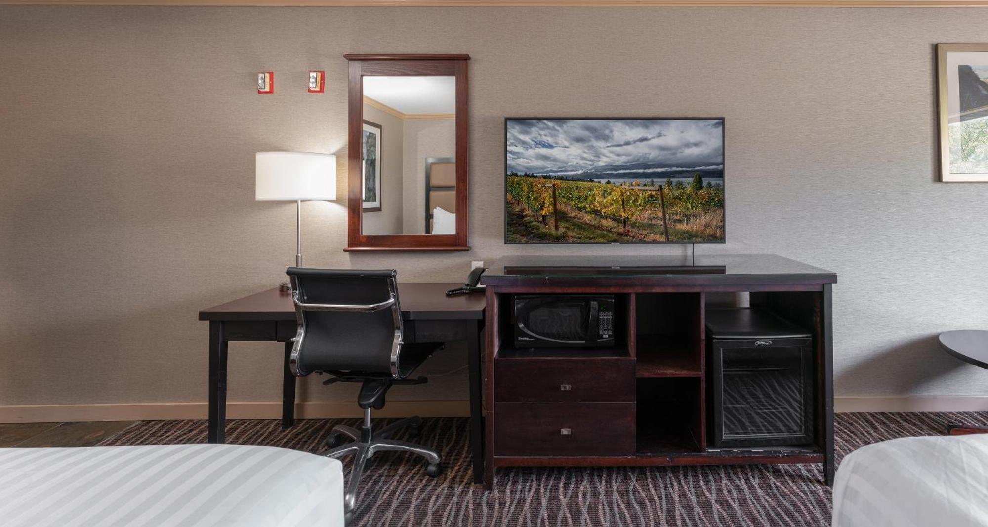 Prestige Radium Hot Springs Resort, Worldhotels Crafted Exteriér fotografie